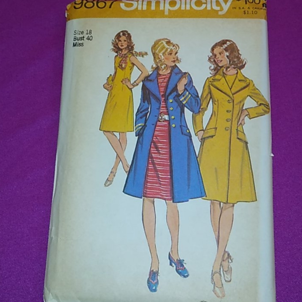Simplicity 9867 Vintage pattern Uncut
